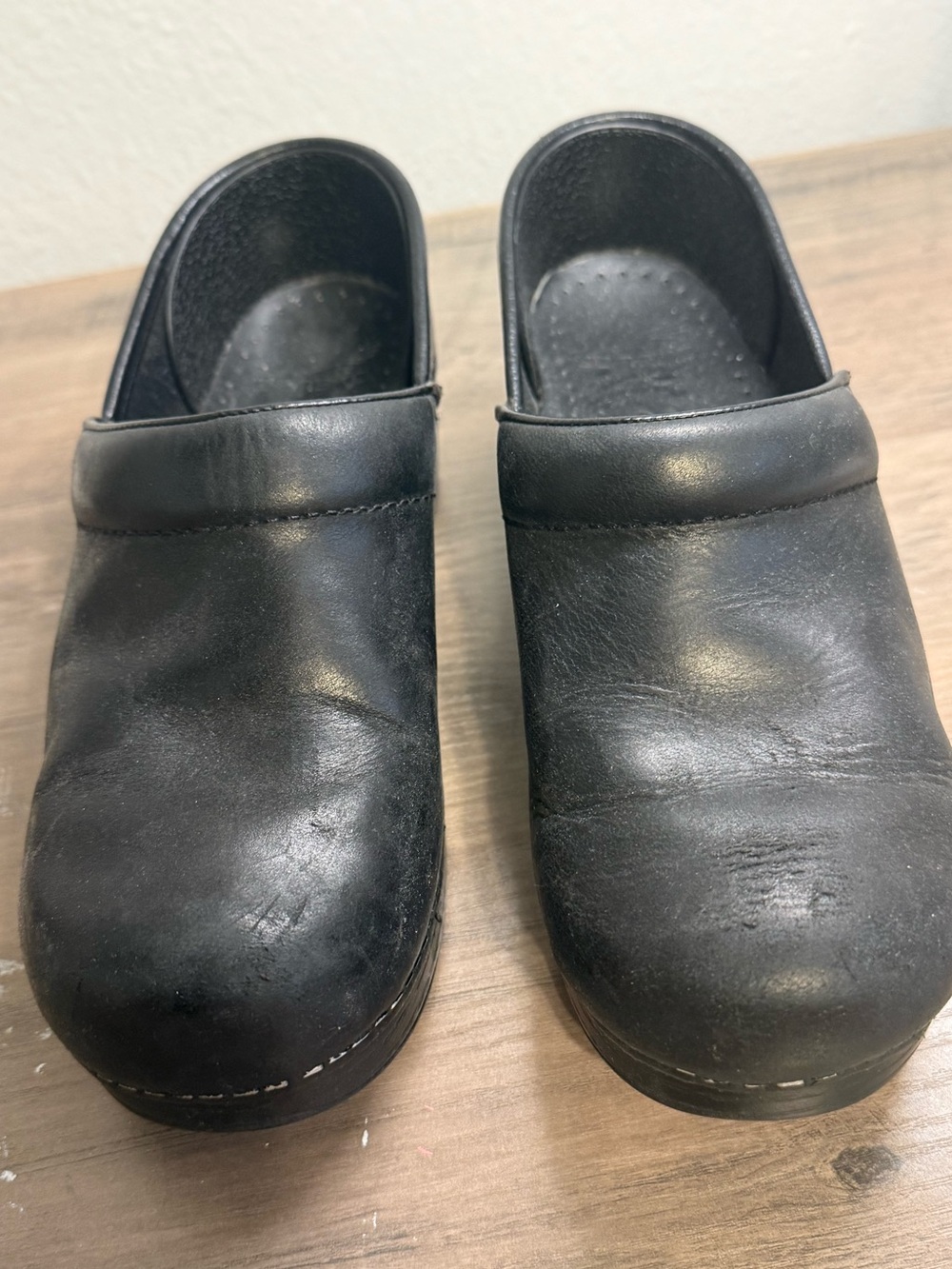 Dansko Black Leather Slip-On Clogs Size 37